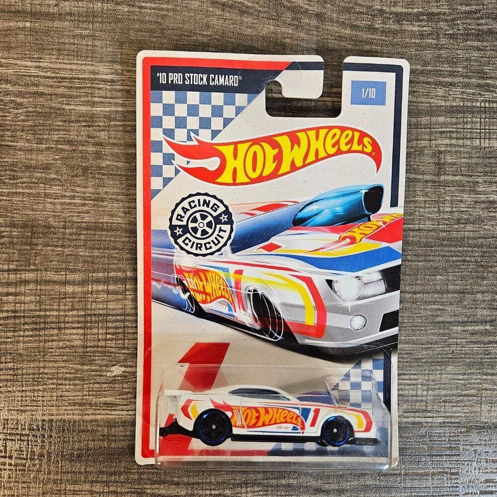 Hot Wheels '10 Pro Stock Camaro Racing Circuit -- ITEM #2111